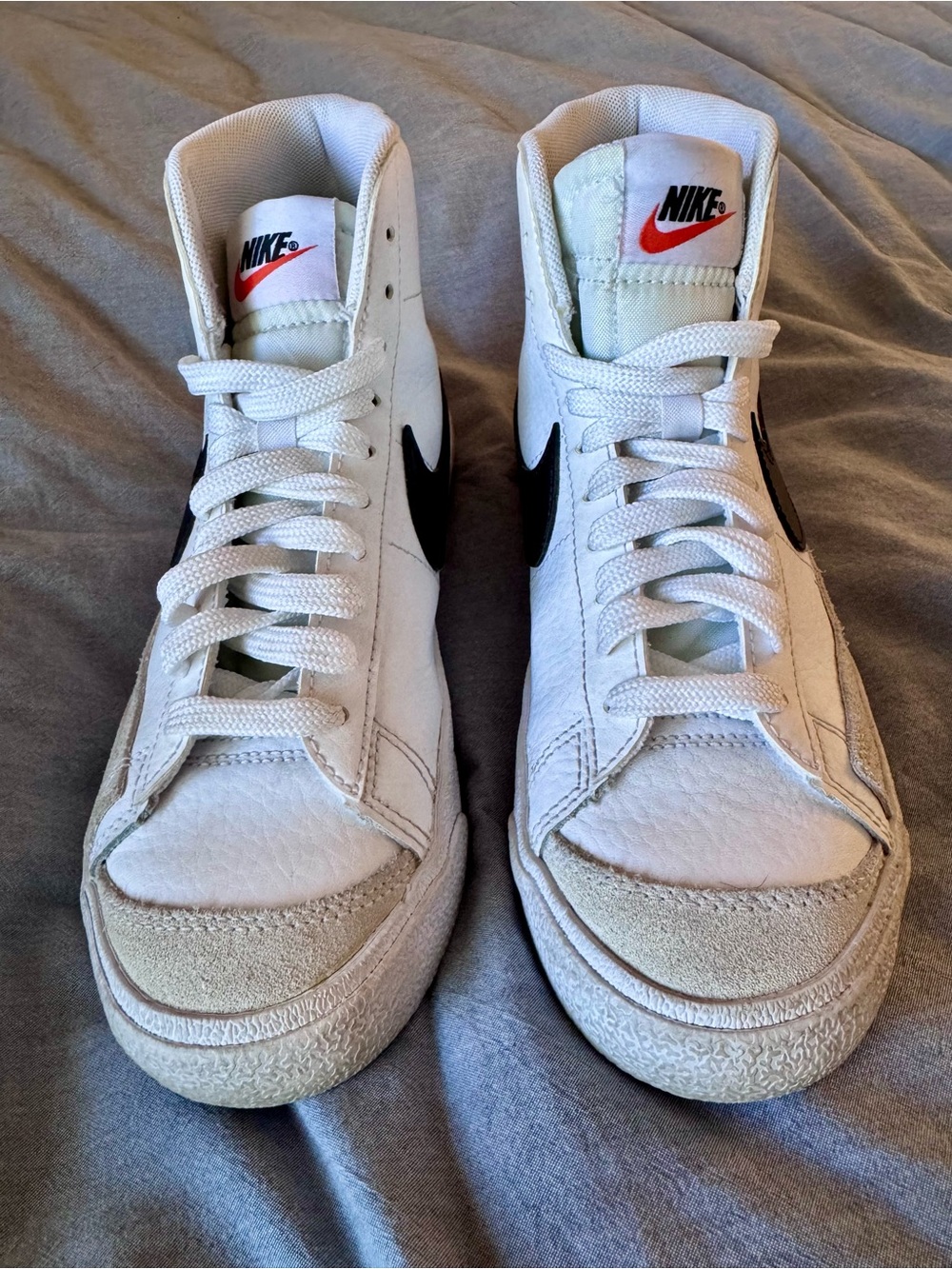 Nike Blazer Mid 77 - big boys 4.5 / women’s 6 - Picture 2 of 8